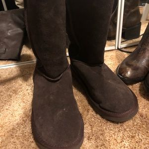 Classic ugg boots